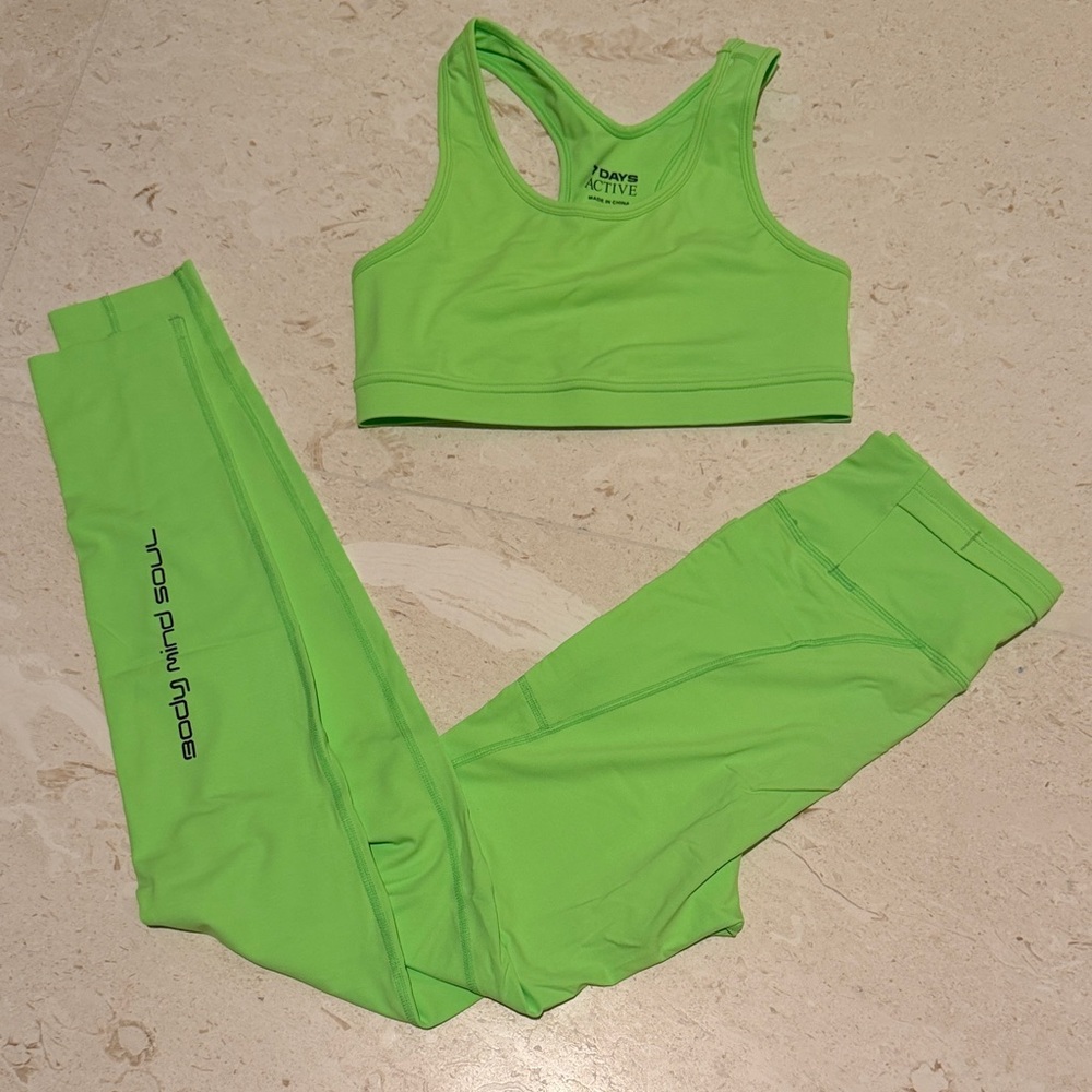 7 Days Active Green sports Bra and tights set